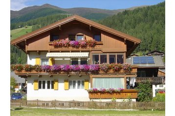 Italy Privát Moso, Exterior